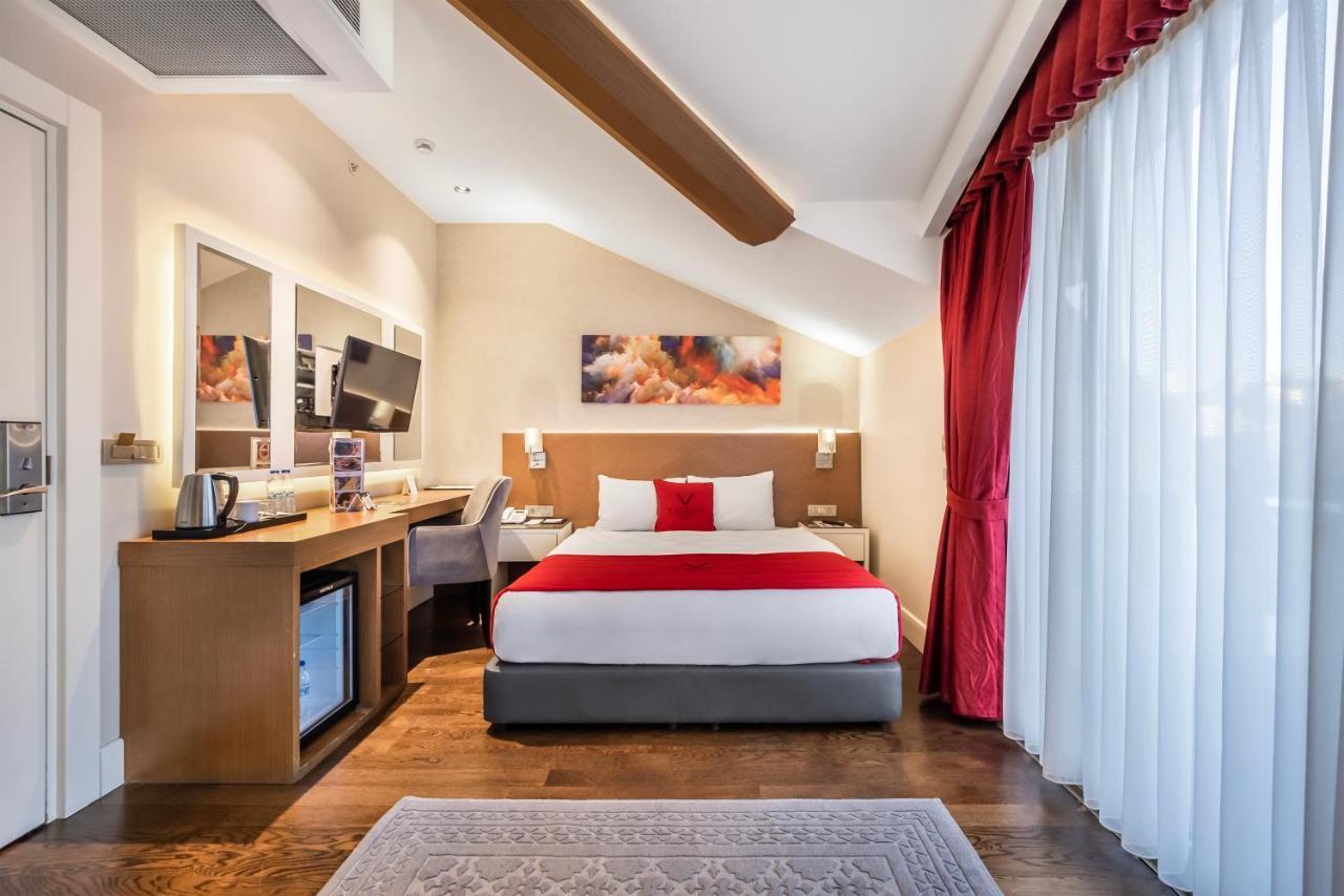 Veyron Hotels & Spa Истанбул Екстериор снимка
