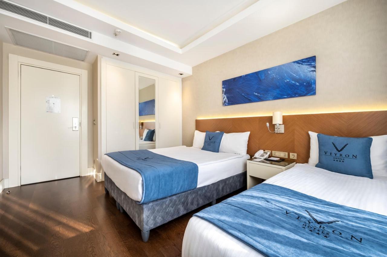 Veyron Hotels & Spa Истанбул Екстериор снимка