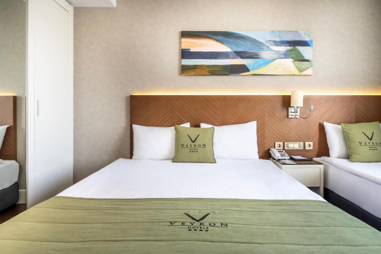 Veyron Hotels & Spa Истанбул Екстериор снимка
