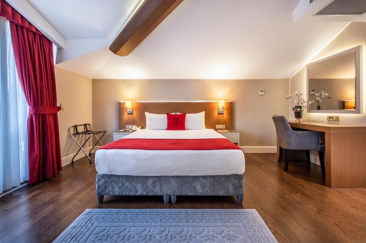 Veyron Hotels & Spa Истанбул Екстериор снимка